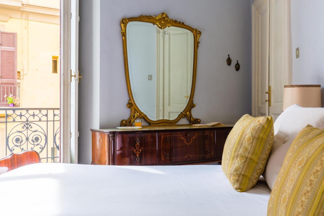 Rettifilo Family Apartment By Wonderful Italy Napoli Dış mekan fotoğraf