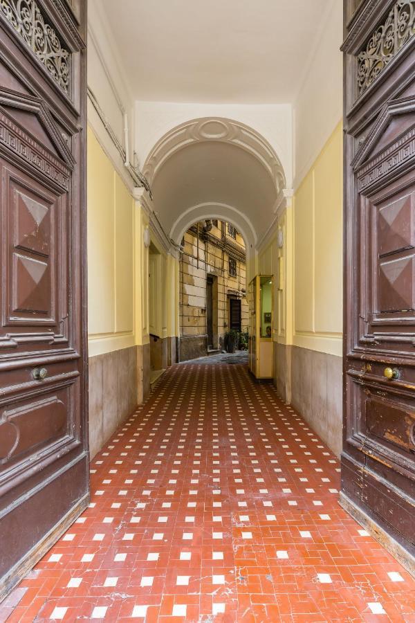 Rettifilo Family Apartment By Wonderful Italy Napoli Dış mekan fotoğraf